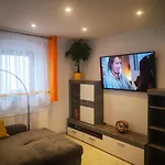 Ferien- Und Businesswohnung Relax Im Ersten Stock