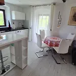 Ferien- Und Businesswohnung Relax Im Ersten Stock Apartment Sonnen
