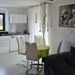 Ferien- Und Businesswohnung Relax Im Ersten Stock Apartment Sonnen
