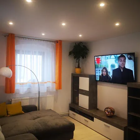 Ferien- Und Businesswohnung Relax Im Ersten Stock Apartment *