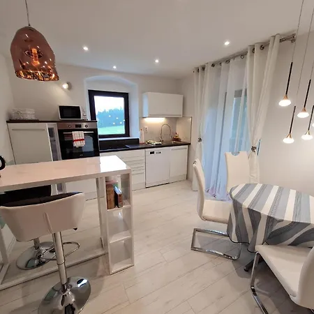 Ferien- Und Businesswohnung Relax Im Ersten Stock * Sonnen