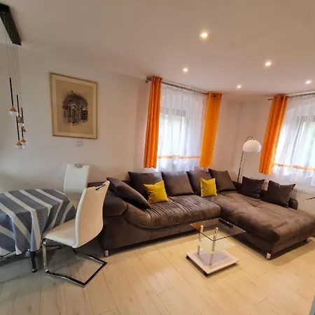 Daire Ferien- Und Businesswohnung Relax Im Ersten Stock *