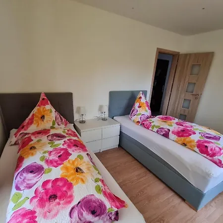 Ferien- Und Businesswohnung Relax Im Ersten Stock Apartment *