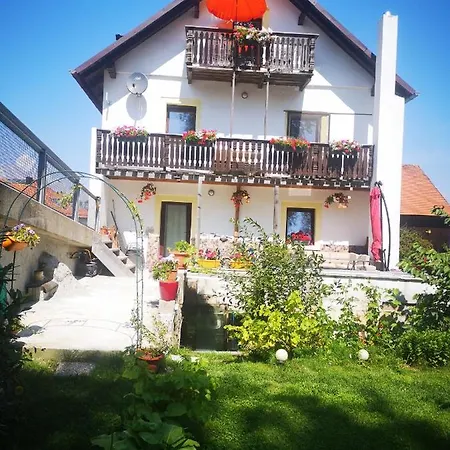 Daire Ferien- Und Businesswohnung Relax Im Ersten Stock *