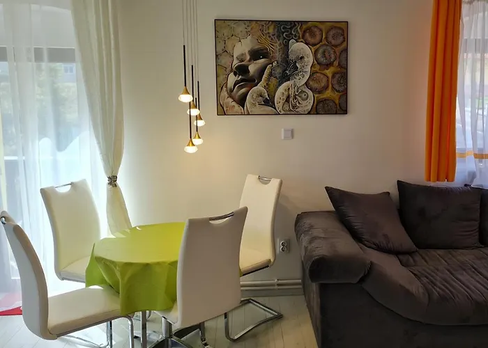 Ferien- Und Businesswohnung Relax Im Ersten Stock