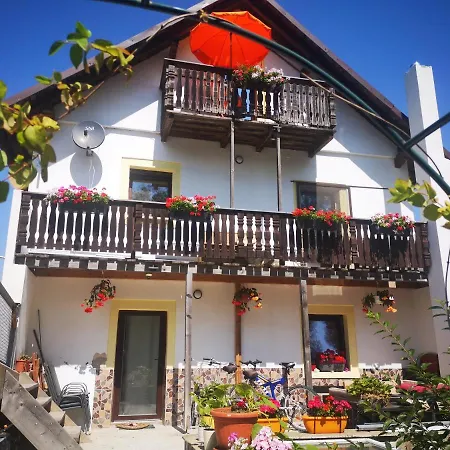 Ferien- Und Businesswohnung Relax Im Ersten Stock